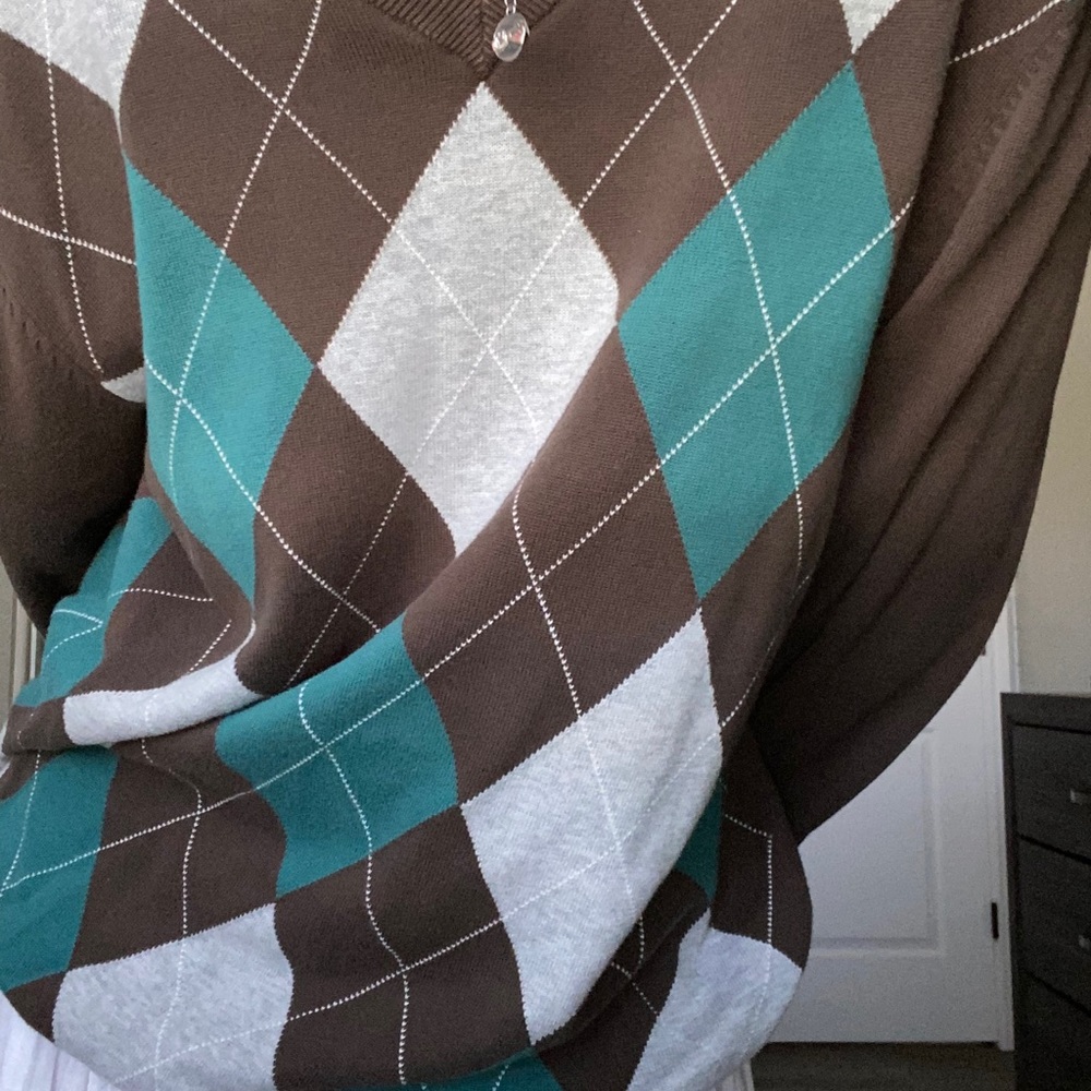 SOLD!argyle sweater - Picture 4 of 4